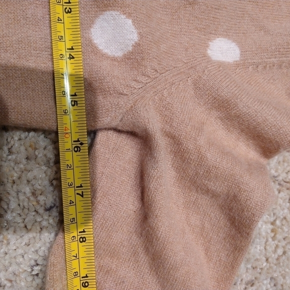 Halogen Women's Cashmere Crew Neck Polka Dot Sweater Beige Size MP Pullover - Picture 6 of 7